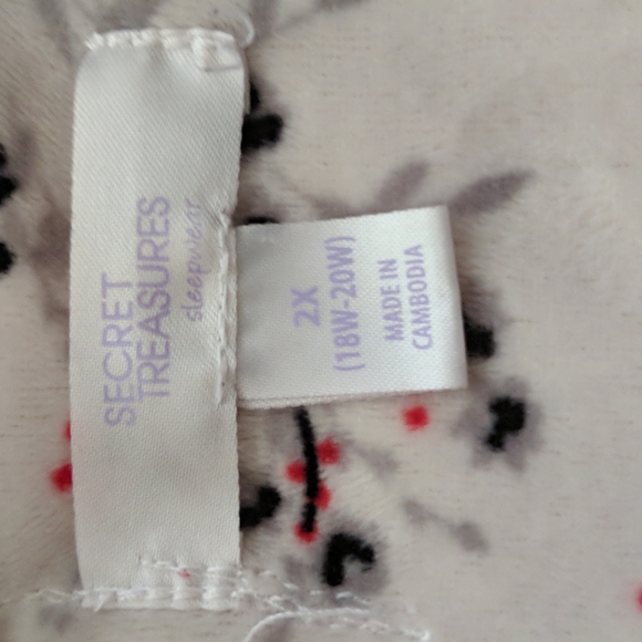 Secret Treasures PJ Set Size 2X    #128 - Picture 8 of 9